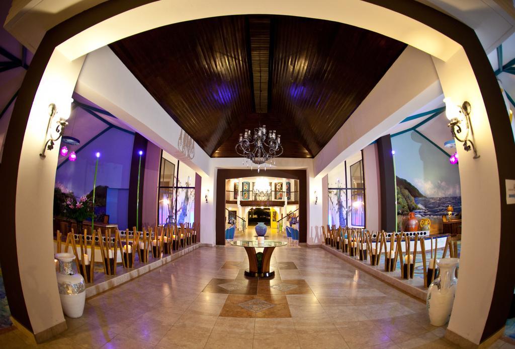 Hotel Palma Real Sambo Creek 외부 사진